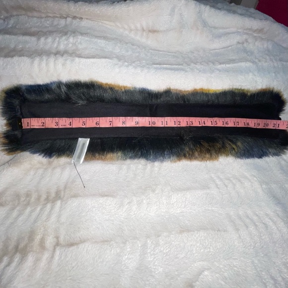 BLACK FAUX FUR HEAD WRAP - Picture 11 of 11